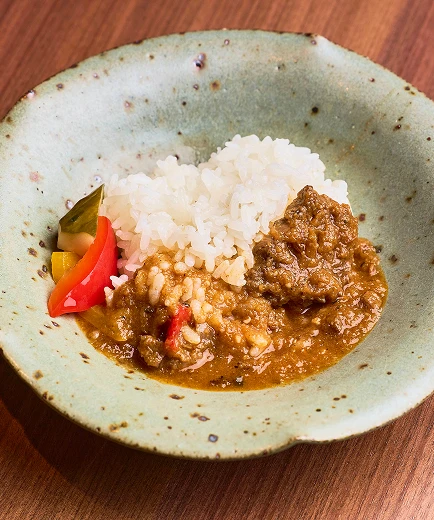 和牛の旨みを生かした特製カレー